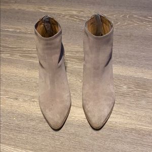 Steve Madden Jillian Booties!